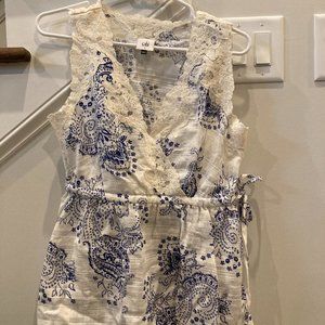 NWOT Cabi Sleeveless Ivory/Blue Lace Blouse